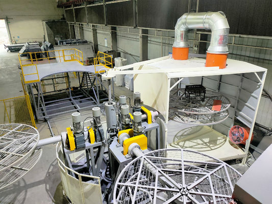 เครื่องโรโตโมลด์แบบชัตเทิลพลาสติก โพลีเอทิลีน ความจุ 1000 ลิตร ความเร็วรอบแม่พิมพ์ 0.5-3 รอบ/นาที